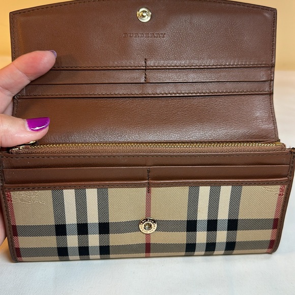 Burberry Long Wallet Tartan & Brown Leather, unbranded insert & Crossbody Chain - Picture 9 of 16